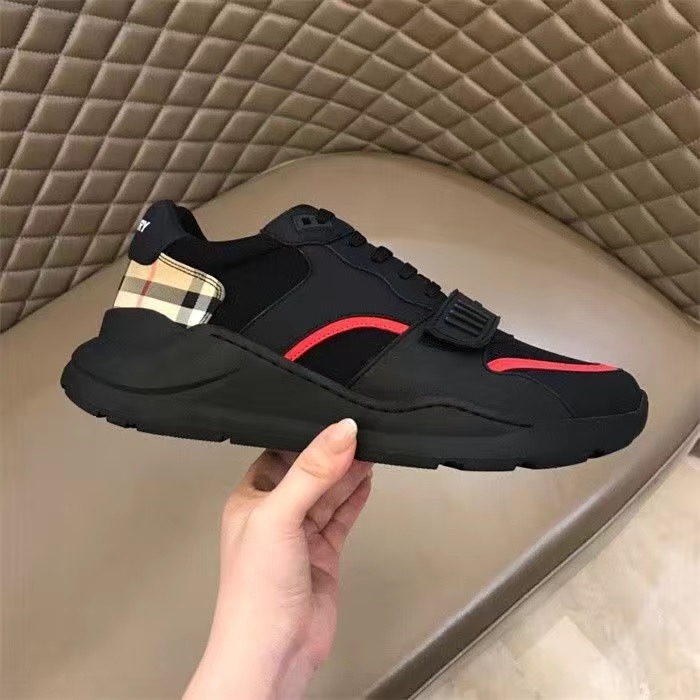 Designer Sneakers Striped Vintage Sneaker Men Women Platform Casual Shoes Season Shades Flats Trainers Brand Classic Outdoor Shoe g889
Designer Sneakers Striped Vintage Sneaker Men Women Platform Casual Shoes Season Shades Flats Trainers Brand Classic Outdoor Shoe g889