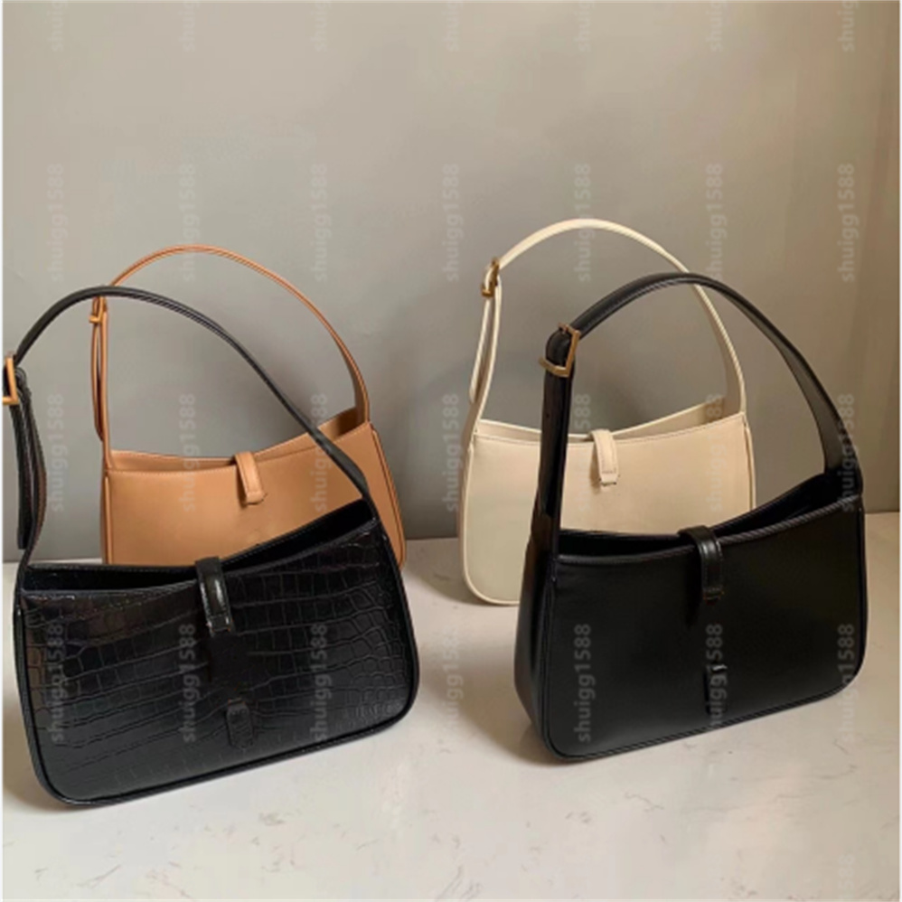 Top handbag brand new crocodile leather shoulder bag handbags high quality cross bag heart-shaped decorative tarpaulin real leather bag wholesale, Box
Top handbag brand new crocodile leather shoulder bag handbags high quality cross bag heart-shaped decorative tarpaulin real leather bag wholesale, Box