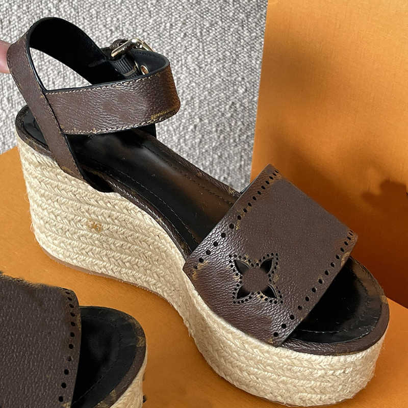 

Women Designer Sandals Starboard Wedge Sandals Espadrilles Leather High Heels With Adjustable Buckle Wedding Dress Lady Shoes With Box NO375