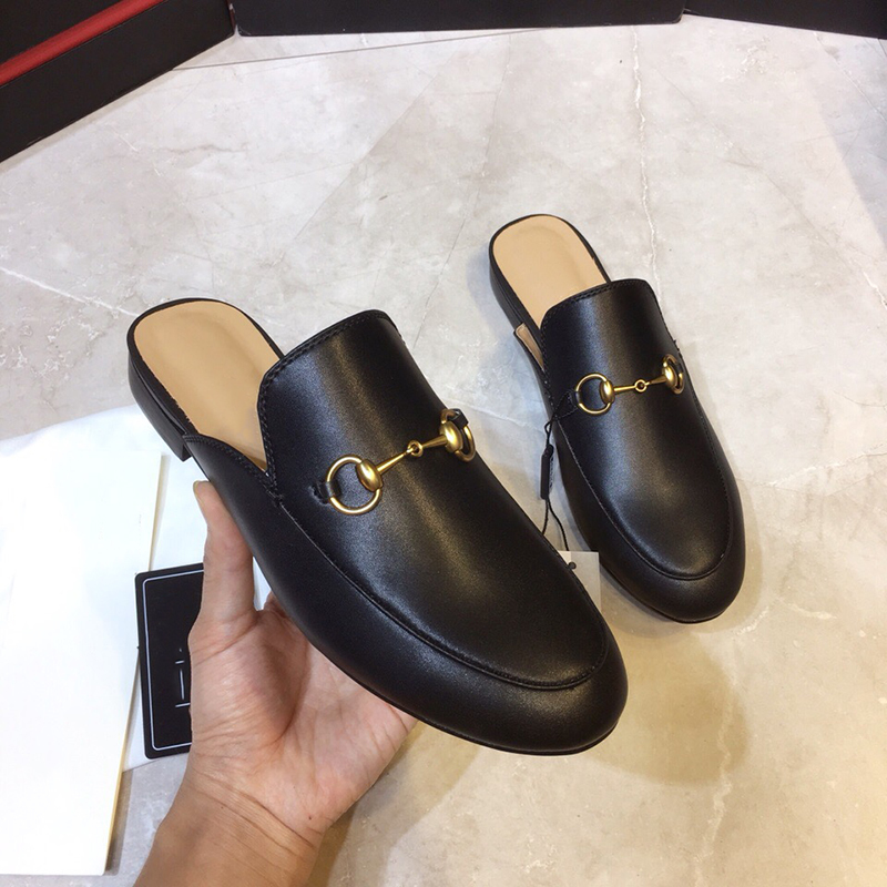 Men Designer shoes Fur Mules Slipper Women Loafers Trainers 100% Animals Real Leather Princetown Metal Chain Suede Slippers with BOX US 11.5 NO14, Full pink
Men Designer shoes Fur Mules Slipper Women Loafers Trainers 100% Animals Real Leather Princetown Metal Chain Suede Slippers with BOX US 11.5 NO14, Full pink