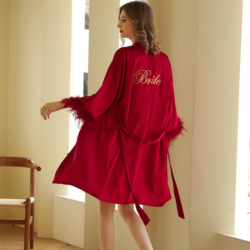 Women's Sleepwear Wedding Party Bride Bridesmaid Robe Embroidery Kimono Female Satin Bathrobe Loose Gown Feather Fashion Home DressWomen's, White-bride
Women's Sleepwear Wedding Party Bride Bridesmaid Robe Embroidery Kimono Female Satin Bathrobe Loose Gown Feather Fashion Home DressWomen's, White-bride