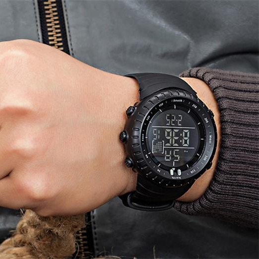 Outdoor Sport Digital Watch Men Sports Watches For men Running Stopwatch Military LED Electronic Clock Wrist Watches Men 220411