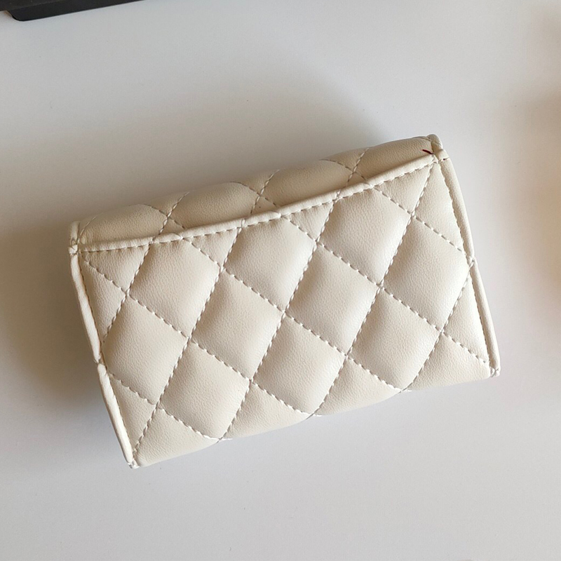 Fashion women clutch wallet Real leather Coin Purse lady Classic Designer Flap wallets Purse Credit ID Card Holder Purses high quality, Light green-b
Fashion women clutch wallet Real leather Coin Purse lady Classic Designer Flap wallets Purse Credit ID Card Holder Purses high quality, Light green-b