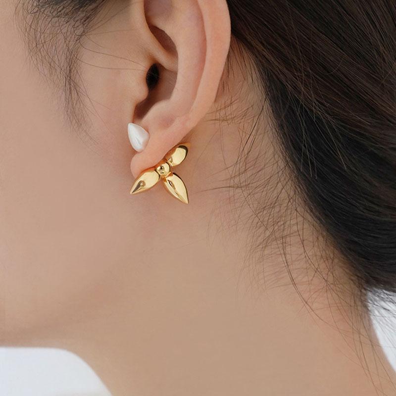 Stud Pearl Leaf Earrings For Women Gold Flower Clover Luxury Designer Jewelry Elegant Delicate Dropship 2022Stud
Stud Pearl Leaf Earrings For Women Gold Flower Clover Luxury Designer Jewelry Elegant Delicate Dropship 2022Stud