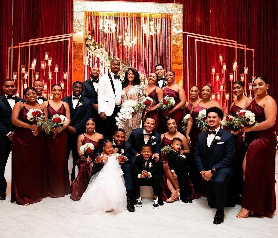 Luxury Mermaid Wedding Dresses Champagne Sheer Neck Long Sleeve Floral Appliques African Arabic Wed Bridal Gowns Plus Size