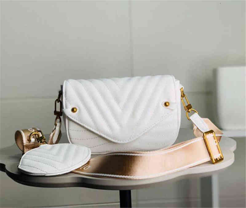 7A+Newset Waistbag Chest Bag Three-Piece Bags Printing Flowers Chain Bag Lady Real Leather Wallet Strap Crossbody Shoulder Messenger Coin Purse, As picture 5-pink
7A+Newset Waistbag Chest Bag Three-Piece Bags Printing Flowers Chain Bag Lady Real Leather Wallet Strap Crossbody Shoulder Messenger Coin Purse, As picture 5-pink