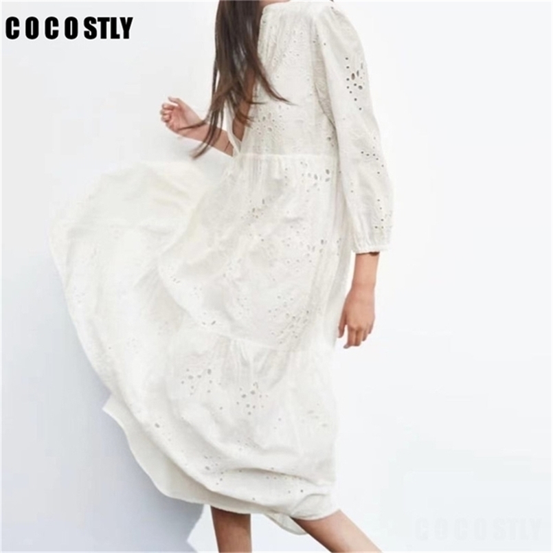 Dresses For Women Summer White Embroidery Hollow Party Dress Female Casual O Neck Long Sleeve Loose Ladies 220614
Dresses For Women Summer White Embroidery Hollow Party Dress Female Casual O Neck Long Sleeve Loose Ladies 220614
