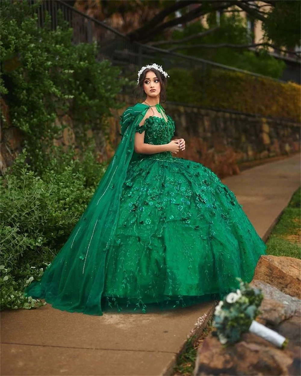 Emerald hunter Green Quinceanera Dresses Prom Graduation Gowns Lace Up Princess Sweet 15 16 Dress With Cape vestidos de 15 ano