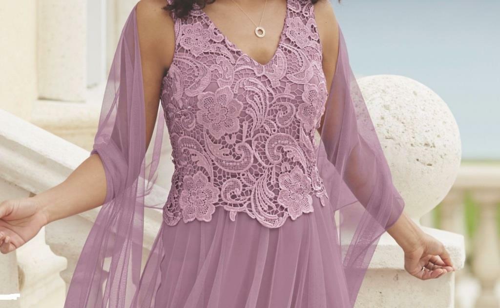 Elegant Ankle Length Mother Of The Bride Dresses Sleeveless V-Neck Lace Beach Wedding Party Gowns Groom Mothers A Line Formal Event Gowns Prom Evening