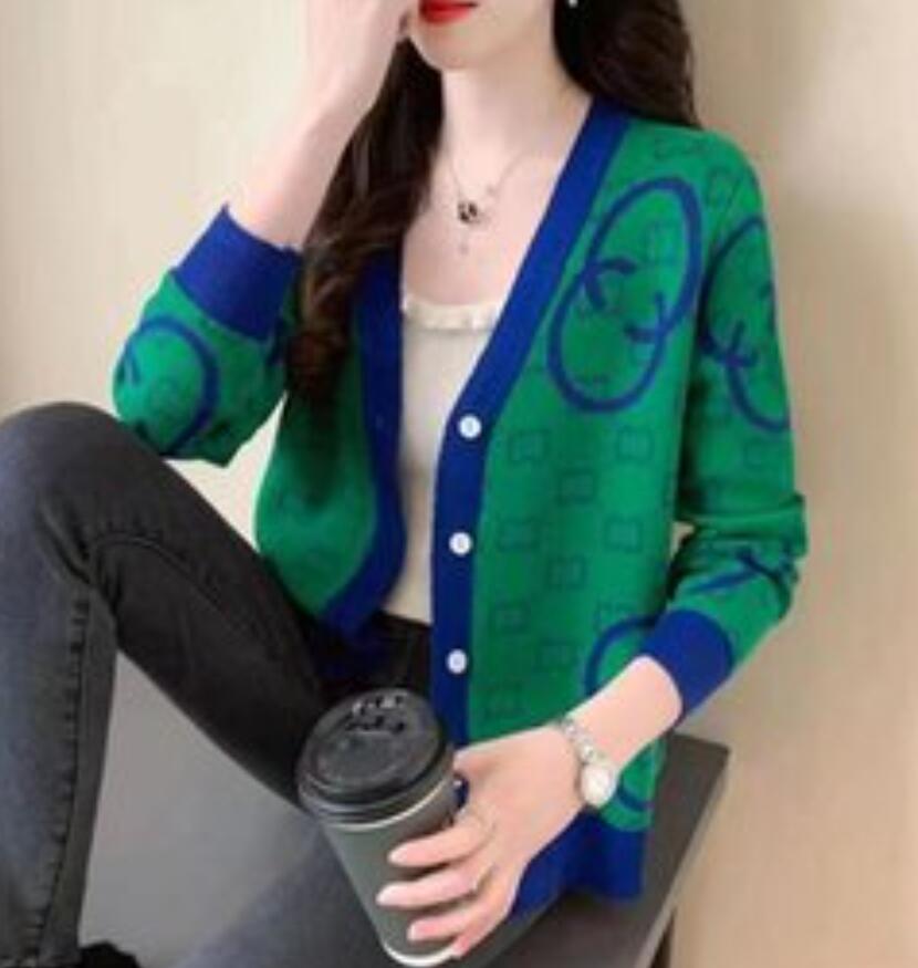 22GG NEW V Neck Women' Sweater Solid Color Letter Print GGity knitting Sweater Loose White Knit Pullover, 01
22GG NEW V Neck Women' Sweater Solid Color Letter Print GGity knitting Sweater Loose White Knit Pullover, 01