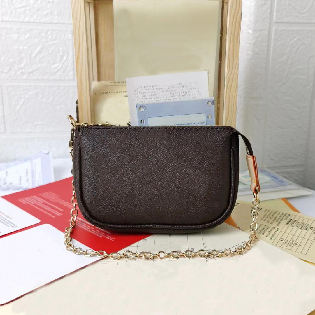 Mini key pouch women wallet WOC bags Accessoires clutch bag Bestselling Cute small coin purse bag lady zippy wallets, Brown flower letters
Mini key pouch women wallet WOC bags Accessoires clutch bag Bestselling Cute small coin purse bag lady zippy wallets, Brown flower letters