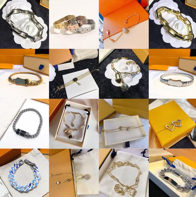 Designers Bracelets Fashion Men Stainless Steel Cuban Chain 18K Gold Plated Bracelet Couple Luxurys Jewelry 18 Style
Designers Bracelets Fashion Men Stainless Steel Cuban Chain 18K Gold Plated Bracelet Couple Luxurys Jewelry 18 Style