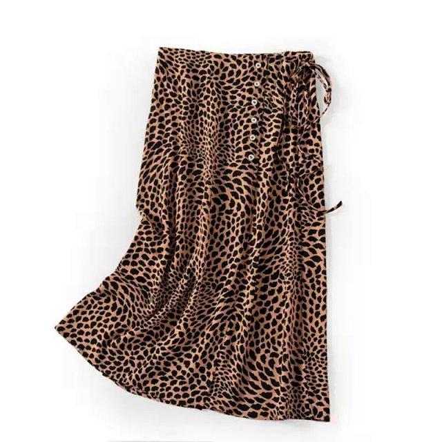 Skirts Elfbop 2022 Ladies High Waist Viscose Floral Printed Midi Skirt With Button Closure & Ties Detail, Red as real pic
Skirts Elfbop 2022 Ladies High Waist Viscose Floral Printed Midi Skirt With Button Closure & Ties Detail, Red as real pic