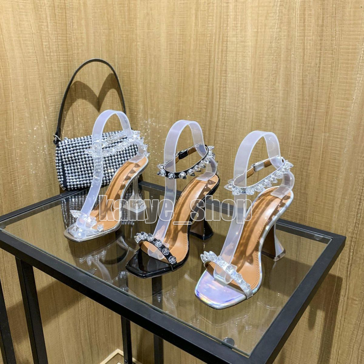 AMINA MUADDI Sandals Transparent Crystal spool high Heel Slippers Women Summer Style Amina Fashion Wine Glass With Square Toe 2022 high quality, 3a
AMINA MUADDI Sandals Transparent Crystal spool high Heel Slippers Women Summer Style Amina Fashion Wine Glass With Square Toe 2022 high quality, 3a