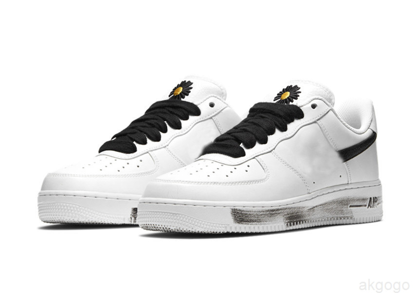 Release Authentic G-Dragon Peaceminusone Para-Noise 2.0 x Low 1 White Black Men Women Basketball Shoes Sneakers With Original Box
Release Authentic G-Dragon Peaceminusone Para-Noise 2.0 x Low 1 White Black Men Women Basketball Shoes Sneakers With Original Box
