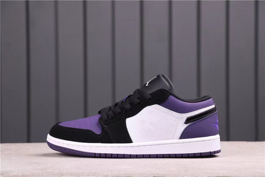 Brand Shoes Top Quality 1 Low Court Purple Basketball Mens Jumpman 1s White Black Designer Sports Sneakers US7-12
Brand Shoes Top Quality 1 Low Court Purple Basketball Mens Jumpman 1s White Black Designer Sports Sneakers US7-12