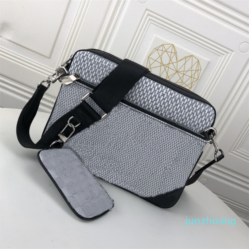 Designer -Men's Luxurys Designers Bags men triad 3 piece satchel Messenger small postman bag slanting suitable for the fashionable, Black flower
Designer -Men's Luxurys Designers Bags men triad 3 piece satchel Messenger small postman bag slanting suitable for the fashionable, Black flower