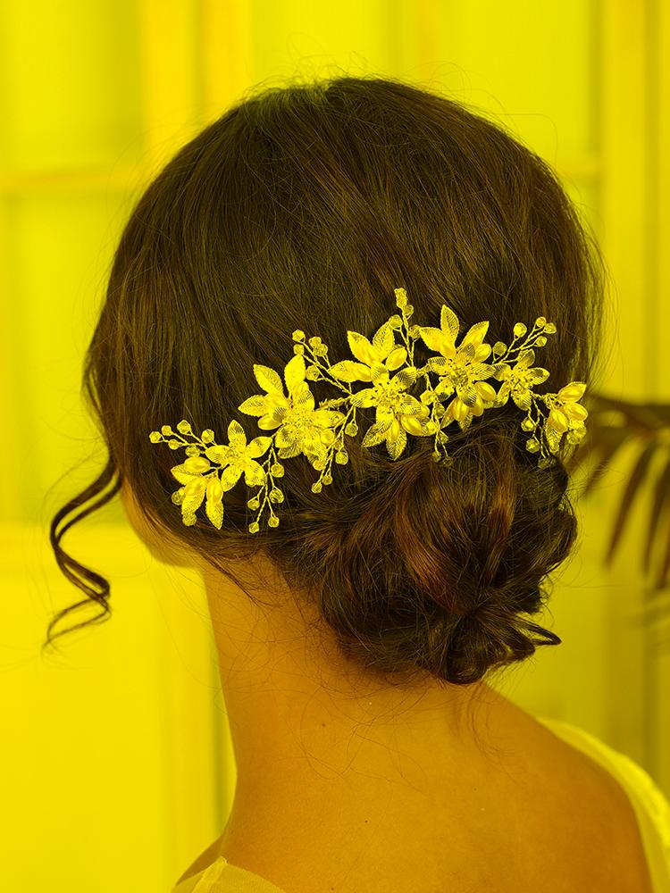Headpieces Vintage Wedding Hair Accessories Silver Rhinestone Flower Head Jewelry Ornaments Bride Bridal Headwear CombHeadpieces
Headpieces Vintage Wedding Hair Accessories Silver Rhinestone Flower Head Jewelry Ornaments Bride Bridal Headwear CombHeadpieces