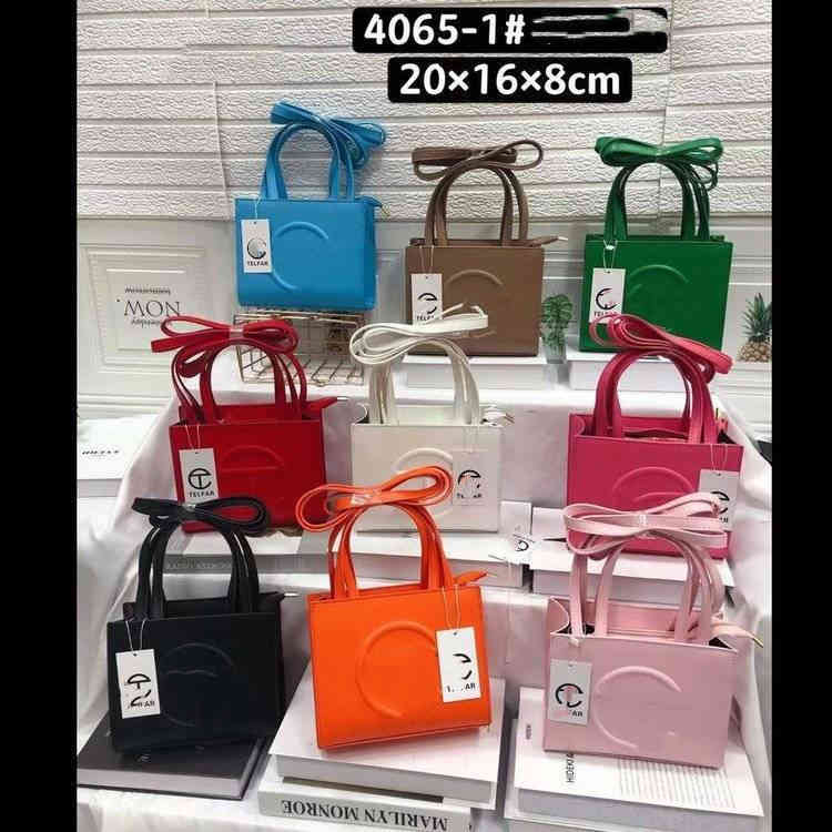 Factory Direct Sale Minority Mini Hand New Diagonal Letter Hands Simple Tote Bag Single Shoulder Designer, Black
Factory Direct Sale Minority Mini Hand New Diagonal Letter Hands Simple Tote Bag Single Shoulder Designer, Black