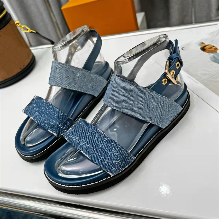 High Quality Fashion Beach Shoes Summer Fashion Travel Platform Slippers Louiseity Slides Women Leather Letter Sandals Luxury Designers viutonity GSDFEgdbhb
High Quality Fashion Beach Shoes Summer Fashion Travel Platform Slippers Louiseity Slides Women Leather Letter Sandals Luxury Designers viutonity GSDFEgdbhb