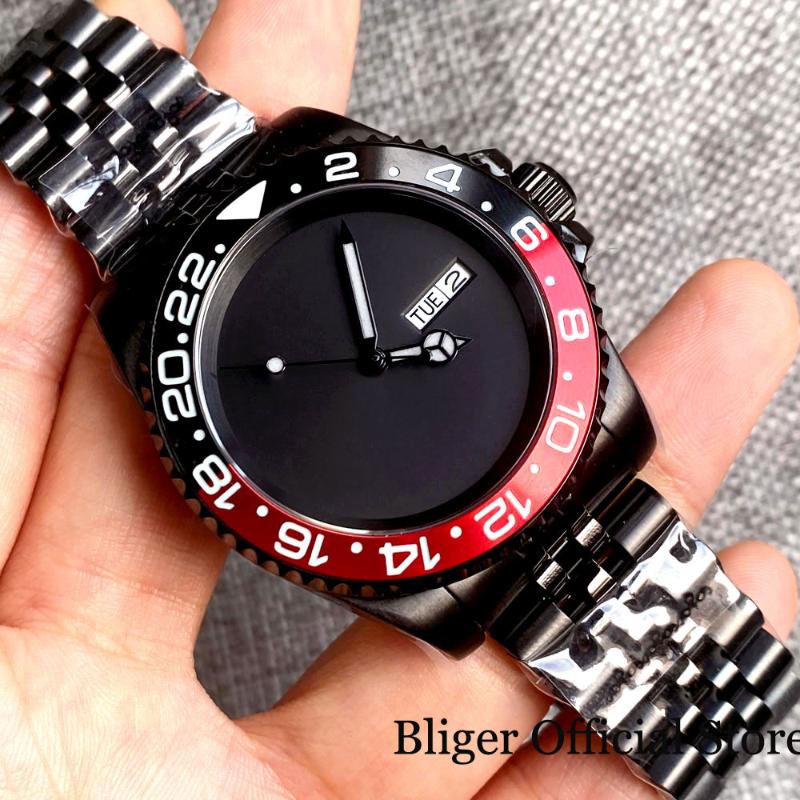 Wristwatches Diver Swim 10 ATM Japan NH36A PVD Black Selfwinding Men Watch Weekday Jubilee Band Black&Red Insert Non-Index Dial
Wristwatches Diver Swim 10 ATM Japan NH36A PVD Black Selfwinding Men Watch Weekday Jubilee Band Black&Red Insert Non-Index Dial