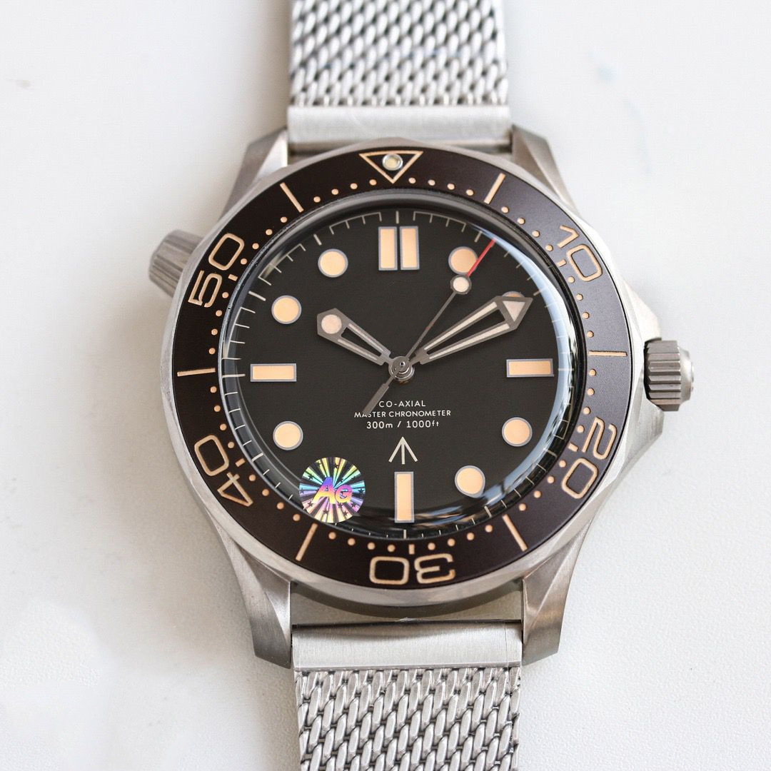 Men's watch 8806 mechanical movement pot cover sapphire glass mirror anodic aluminum oxide metal ring mouth 42mm, Customize
Men's watch 8806 mechanical movement pot cover sapphire glass mirror anodic aluminum oxide metal ring mouth 42mm, Customize