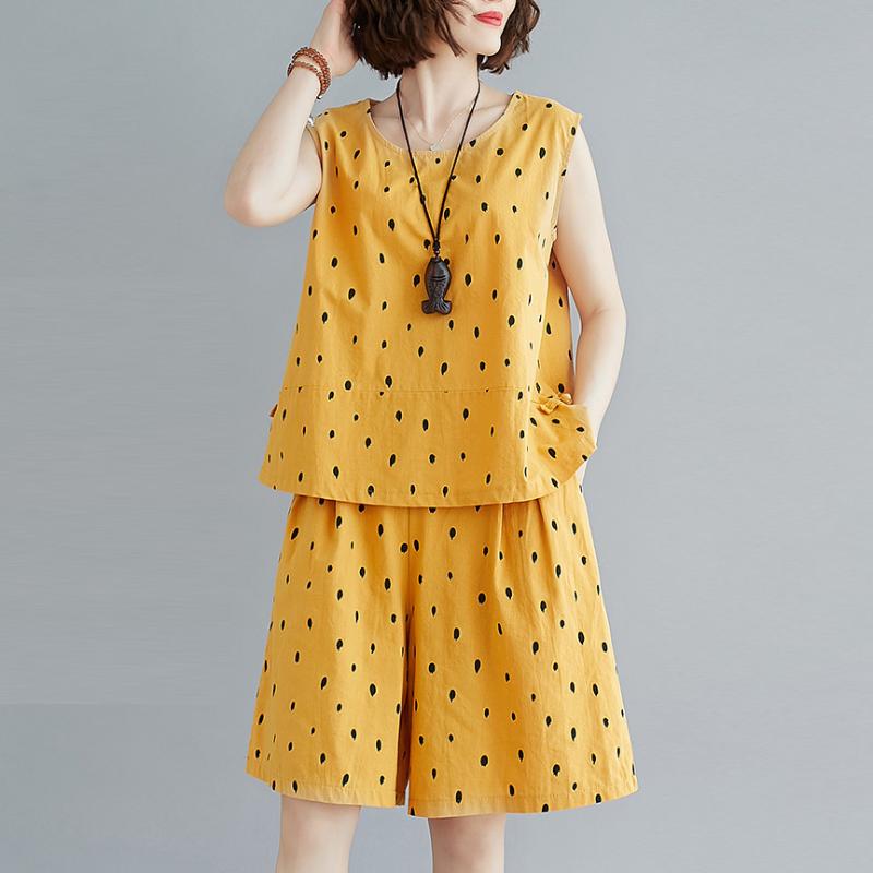 Women's Tracksuits Summer Women Cotton Linen Clothing Sets Sleeveless Top Short Pants 2 Pieces Casual Loose Female Homewear Dot Print SuitWo, Beige
Women's Tracksuits Summer Women Cotton Linen Clothing Sets Sleeveless Top Short Pants 2 Pieces Casual Loose Female Homewear Dot Print SuitWo, Beige