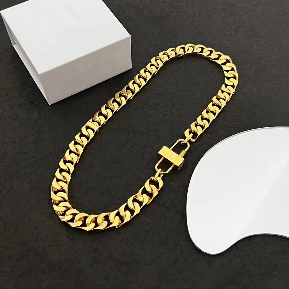 22ss French designer high quality G letter Thick chain necklace 18K Gold hip hop fashion women jewelry accessories necklace
22ss French designer high quality G letter Thick chain necklace 18K Gold hip hop fashion women jewelry accessories necklace