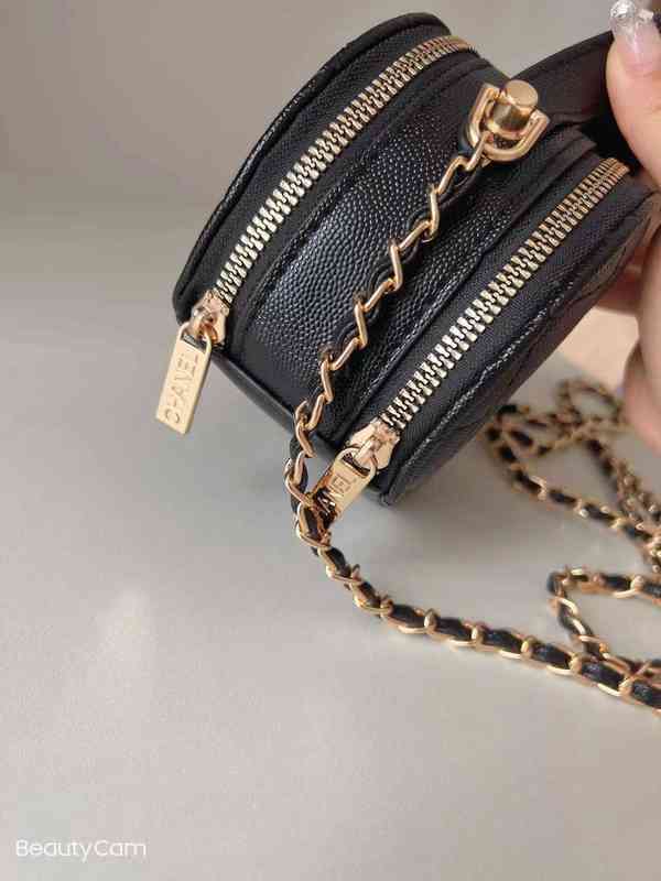 Luxury Brand 2022 Channel Chain Fashion Design Totes Circular Bag Female Shoulder Messenger Bag W220812, Contact customer service
Luxury Brand 2022 Channel Chain Fashion Design Totes Circular Bag Female Shoulder Messenger Bag W220812, Contact customer service