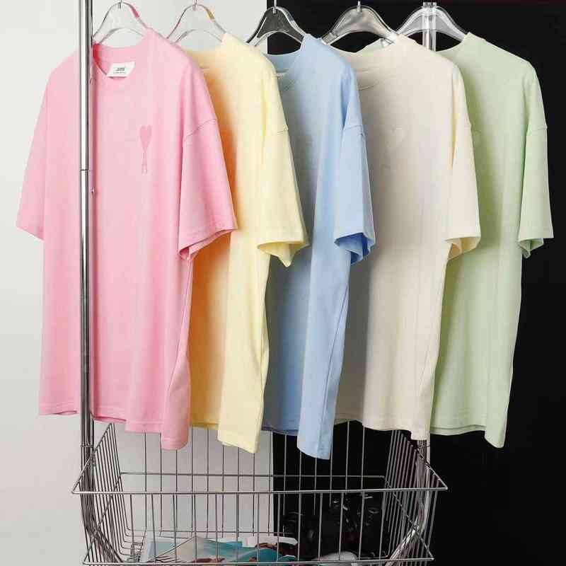 Designeroriginal High Fashion Quality Spring and Summer Short Sleeved Men' Women' T-shirt Solid Color Love Embroidery Loose, This item does not ship
Designeroriginal High Fashion Quality Spring and Summer Short Sleeved Men' Women' T-shirt Solid Color Love Embroidery Loose, This item does not ship