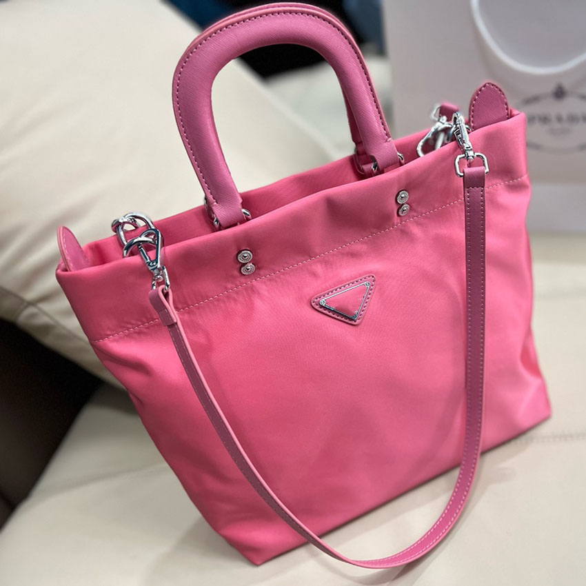 2022 hobo women Shoulder Bag re-edition designers Tote handbags Canvas shopping bag lady messenger bags 28*27cm, Customize
2022 hobo women Shoulder Bag re-edition designers Tote handbags Canvas shopping bag lady messenger bags 28*27cm, Customize