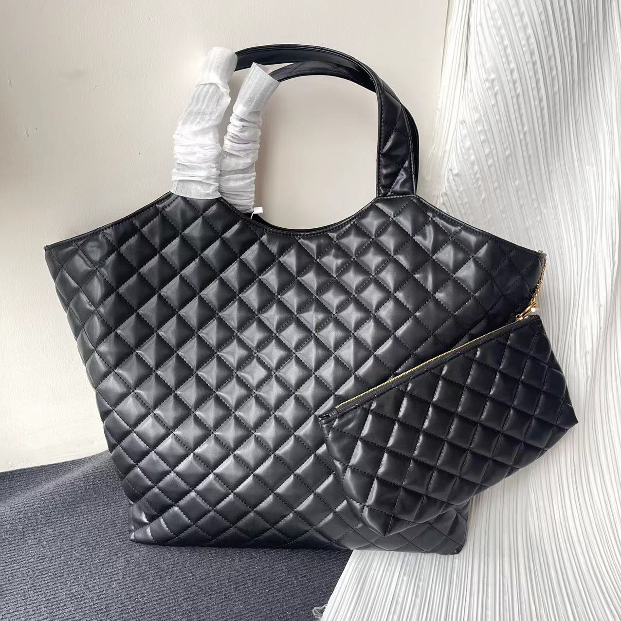 Icare tote Designer shopping bags diamond pattern amylulubb Luxury totes bag lambskin large Shoulder Genuine leather femal the totes crossbody lady handbag, Ribbon(not for sale separately)
Icare tote Designer shopping bags diamond pattern amylulubb Luxury totes bag lambskin large Shoulder Genuine leather femal the totes crossbody lady handbag, Ribbon(not for sale separately)