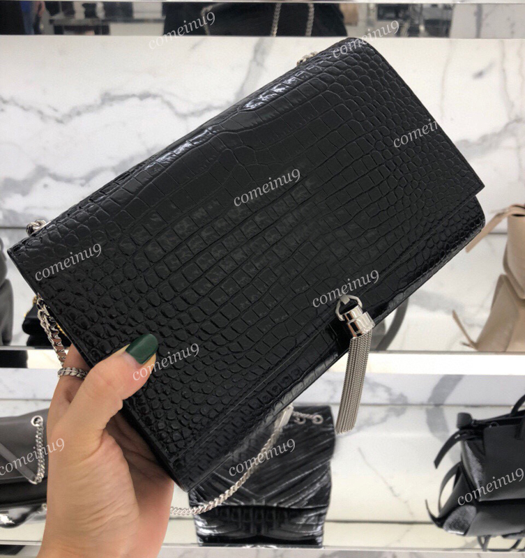 Classic design crocodile cowhide tassel bag metal chain bags women's genuine leather crossbody shoulder flap bag 24cm fashion handbags 5 colors best grade+, Custom gift bag
Classic design crocodile cowhide tassel bag metal chain bags women's genuine leather crossbody shoulder flap bag 24cm fashion handbags 5 colors best grade+, Custom gift bag
