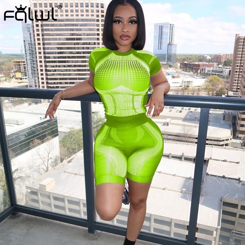 FQLWL Summer Outfits Fitness 2 Two Piece Set Women Crop Top Biker Shorts Set Female Elastic Ladies Tracksuit Women Matching Sets 220524