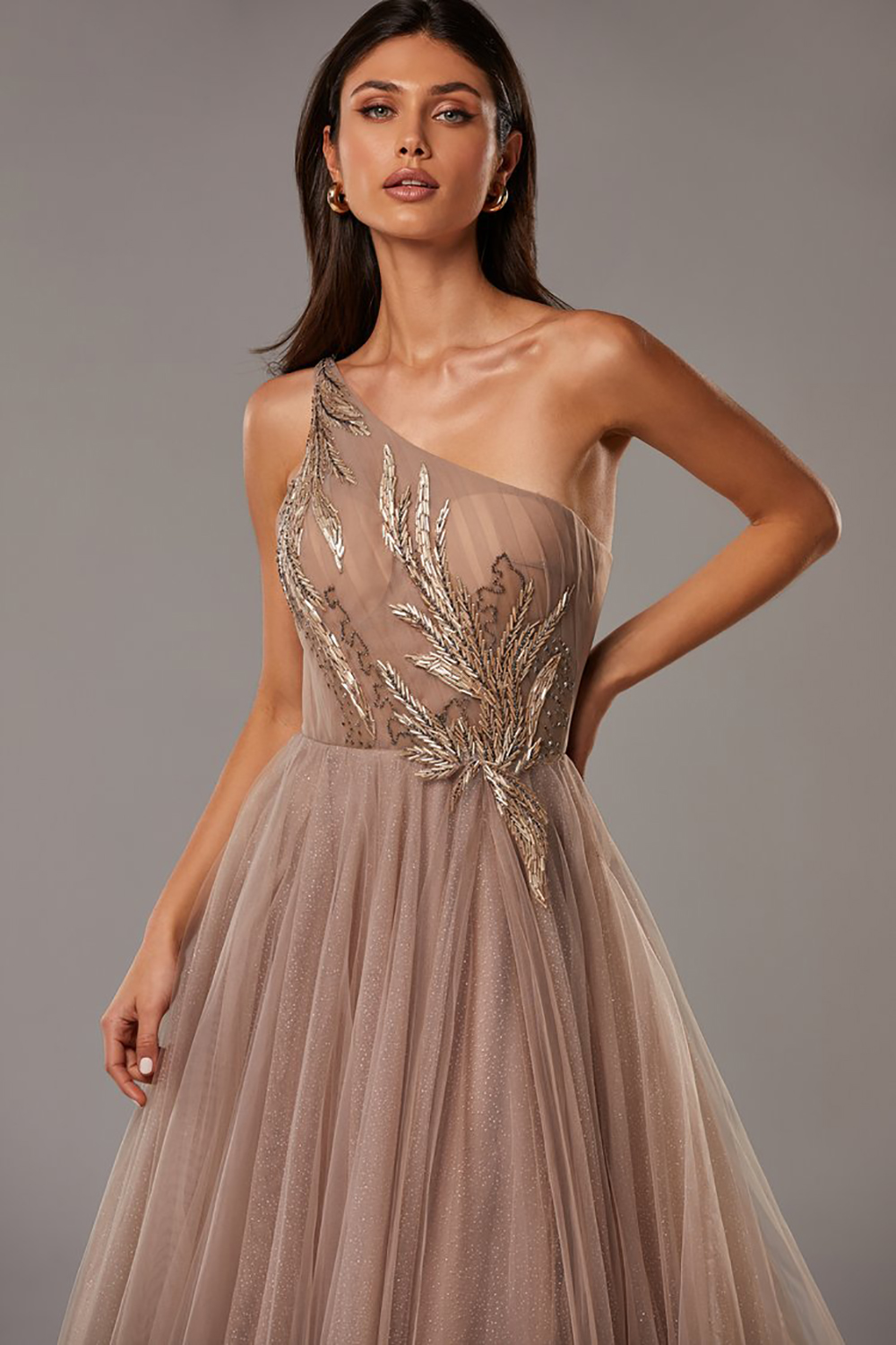 Champagne A-line Prom Dresses Sexy Bateau Neck Strapless Lace Sequins High Waist Sleeveless Appliques Elegant Sweep Train Evening Formal Dresses Girls