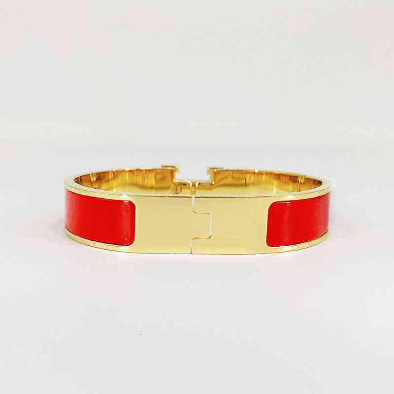 Top Quality designer bracelet designers bracelets Bangles gold/silver Version Stainless steel women and men designer jewelry bangle
Top Quality designer bracelet designers bracelets Bangles gold/silver Version Stainless steel women and men designer jewelry bangle