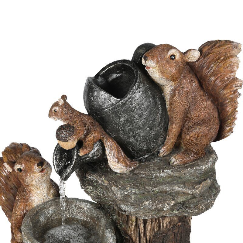 Garden Decorations Outdoor Solar Duck Squirrel Water Fountain Resin Ornaments Beautiful Statue For s Trees Flowers Flower Beds Yard 230206