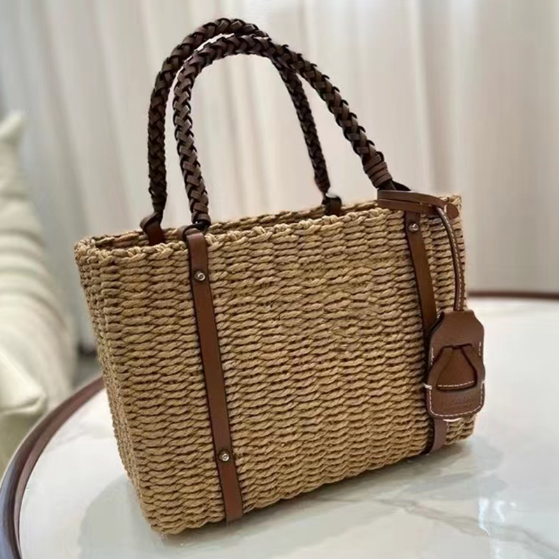 Luxurys Designer Straw Bag Summer Knitting Handbag Women Basket bags Box Type Cotton Bag Inside Vacation Bag Beach Shopper Small Tote, Beige
Luxurys Designer Straw Bag Summer Knitting Handbag Women Basket bags Box Type Cotton Bag Inside Vacation Bag Beach Shopper Small Tote, Beige
