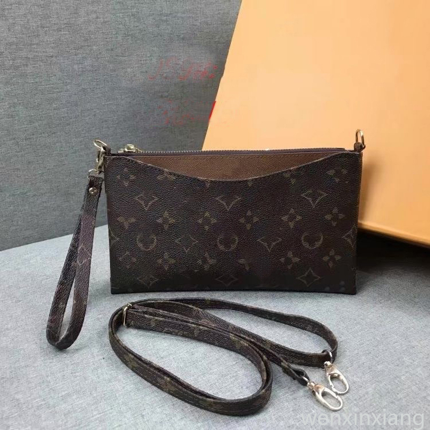 Women Luxurys Designers Bags Handbag Women Handbags Lady Fashion Shoulder Bag 2 pieces combination It Luxury Crossbody Tote Wallet, Box
Women Luxurys Designers Bags Handbag Women Handbags Lady Fashion Shoulder Bag 2 pieces combination It Luxury Crossbody Tote Wallet, Box