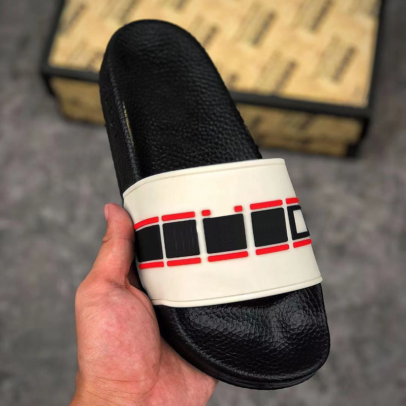 New arrvial with box men women fashion slippers luxury slides summer flat slipper trendy leather rubber sandal mens beach slid Size EUR36-45, Other
New arrvial with box men women fashion slippers luxury slides summer flat slipper trendy leather rubber sandal mens beach slid Size EUR36-45, Other