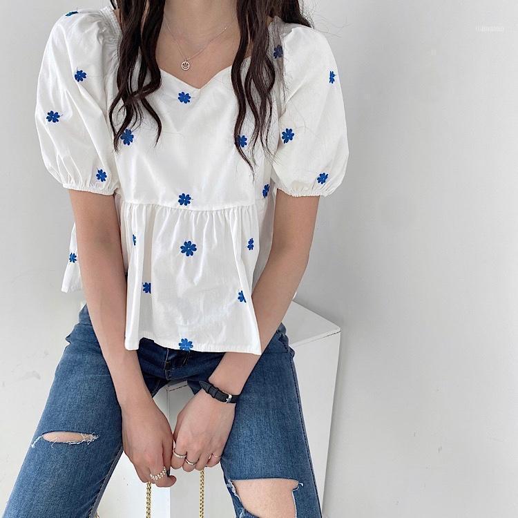 Women's Blouses & Shirts 2022 Shirt Sweet Loose Doll Embroidered Flower Blouse Niche Puff Sleeve Fashion Short Top, White
Women's Blouses & Shirts 2022 Shirt Sweet Loose Doll Embroidered Flower Blouse Niche Puff Sleeve Fashion Short Top, White