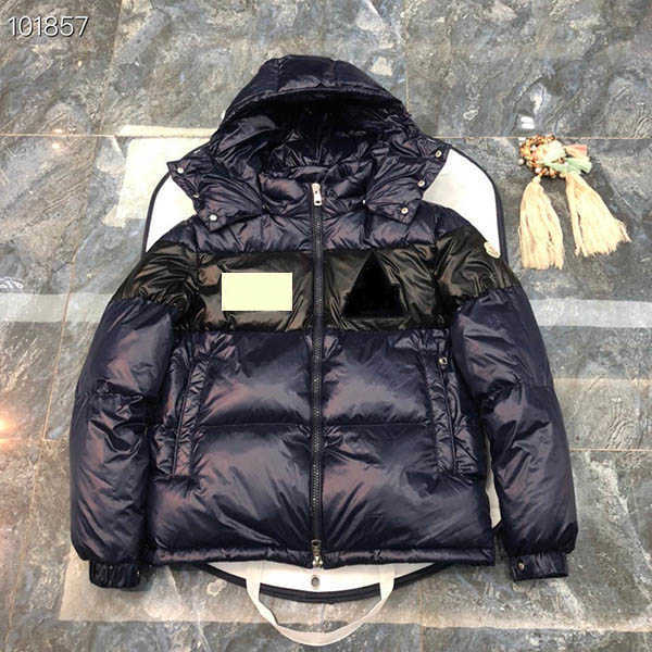 Monclair 00124 Monclair Snow mountain 4 Colors mens down jacket Europe and American style puffer jackets Size 1--5, White
Monclair 00124 Monclair Snow mountain 4 Colors mens down jacket Europe and American style puffer jackets Size 1--5, White