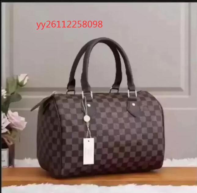 Louiseity 1 Viutonity womens Louisity Vuttonity LVs montaignes MM BAG BB bags embossed leather Fashion Womens Business Tote Handbag, White
Louiseity 1 Viutonity womens Louisity Vuttonity LVs montaignes MM BAG BB bags embossed leather Fashion Womens Business Tote Handbag, White