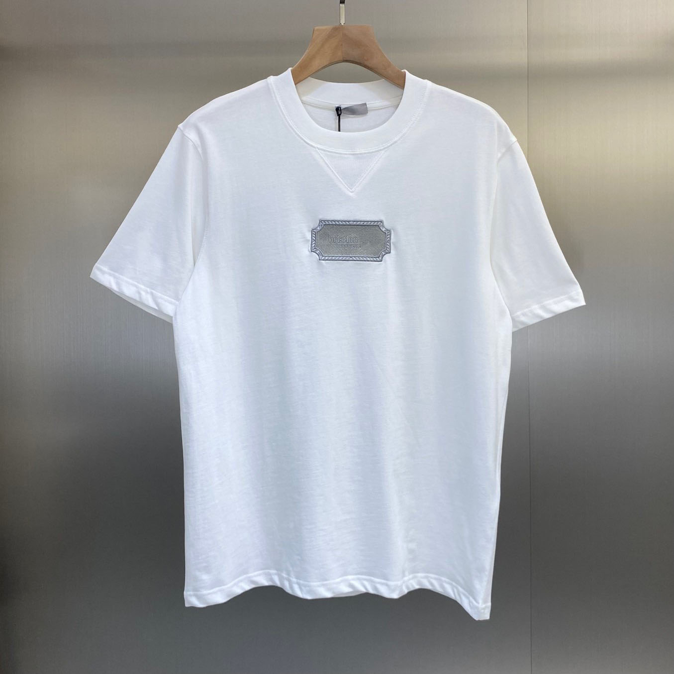 New AOP jacquard letter knitted sweater in autumn / winter 2023acquard knitting machine e Custom jnlarged detail crew neck cotton cgwew4ef, White 
New AOP jacquard letter knitted sweater in autumn / winter 2023acquard knitting machine e Custom jnlarged detail crew neck cotton cgwew4ef, White