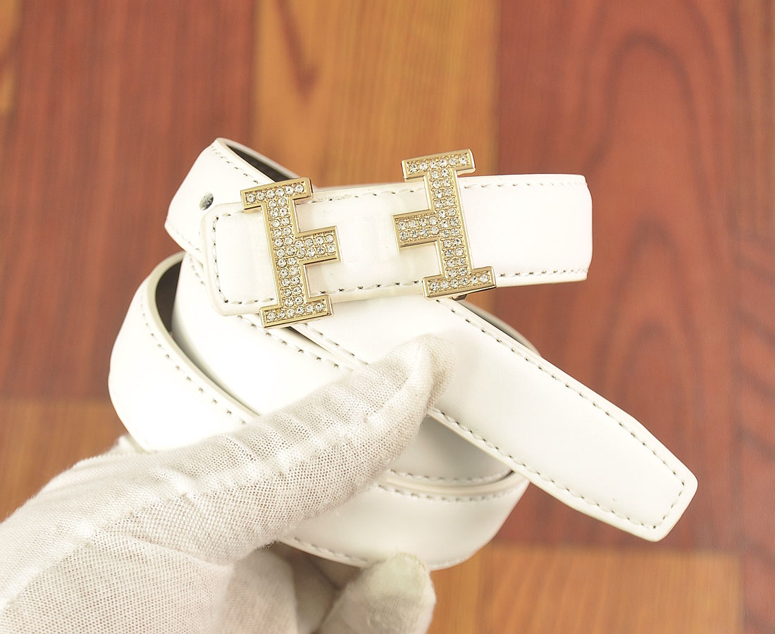 Fashion luxury plaid stripe double-sided belt designer men's and women's high-quality belt with box
Fashion luxury plaid stripe double-sided belt designer men's and women's high-quality belt with box