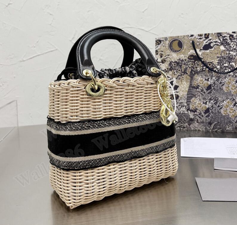 Summer Travel Messenger Straw Bags Casual Rattan Women Beach Shoulder Bag Handbags Wicker Woven Female Totes Large Capacity Lady Buckets Bag, Blue
Summer Travel Messenger Straw Bags Casual Rattan Women Beach Shoulder Bag Handbags Wicker Woven Female Totes Large Capacity Lady Buckets Bag, Blue
