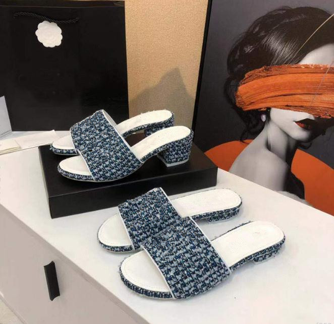 Luxurious new woolen knitted women's weave slippers and sandals summer fashion outerwear all-match one-word flat casual Ladies mid-heel slippers 34-41
Luxurious new woolen knitted women's weave slippers and sandals summer fashion outerwear all-match one-word flat casual Ladies mid-heel slippers 34-41