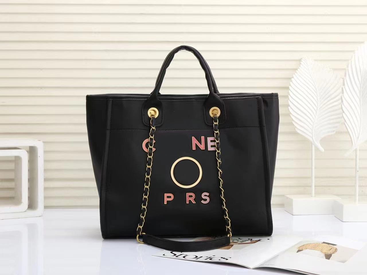 New Fashion Handbags Women Shoulder Bags Large Totes Chain Cross Body Strap Bag Leather Letter Luxury Purse Casual Travel Bag 45CM, White
New Fashion Handbags Women Shoulder Bags Large Totes Chain Cross Body Strap Bag Leather Letter Luxury Purse Casual Travel Bag 45CM, White