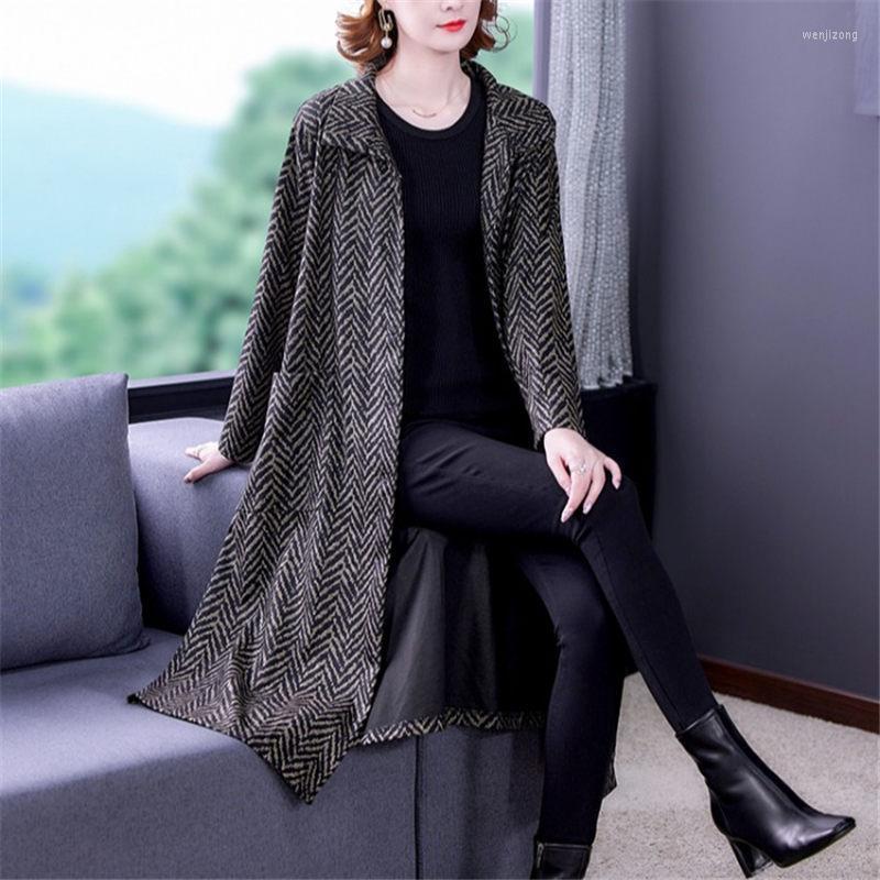 Women's Trench Coats Large Size Polyester Windbreaker Jacket Female Spring And Autumn 2022 Loose Mid-Length Nylon Coat Women Outerwear M1086, As show
Women's Trench Coats Large Size Polyester Windbreaker Jacket Female Spring And Autumn 2022 Loose Mid-Length Nylon Coat Women Outerwear M1086, As show