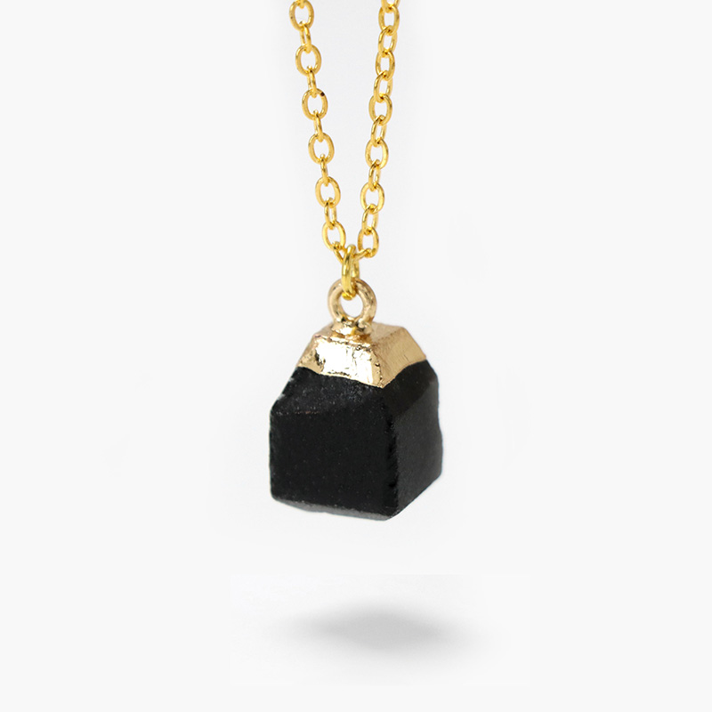 Natural Geometric Stone Pendant Necklace For Women Men Black Tourmaline Agates Quartzs Pendant Gold Color Chain Fashion Jewelry